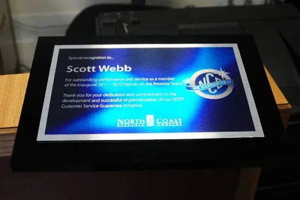 Plaques Placards